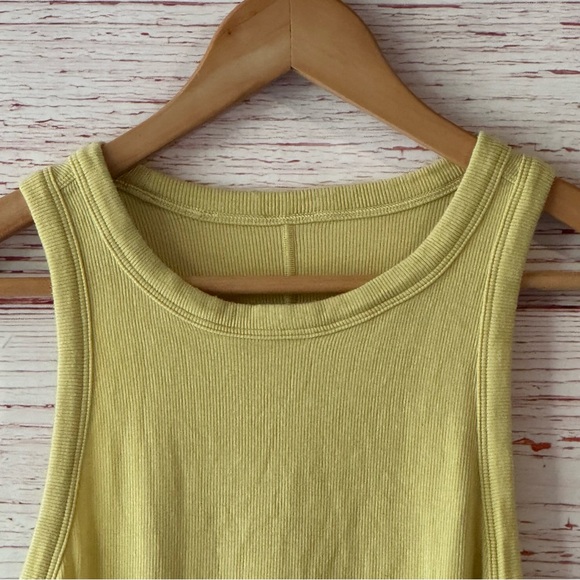 Lululemon Hold Tight Tank Top in Finch Yellow Sz 10 - Picture 5 of 8